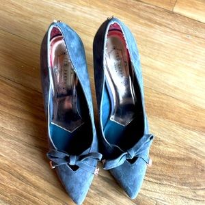 Ted Baker London - Suede Pumps (40.5)